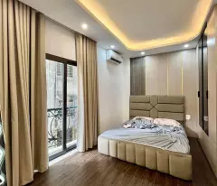 Khương Đình, 40m2, 5 tầng, mặt tiền 5m, Ô tô sát nhà, Giá 7,x tỉ, LH 0904690958