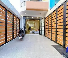 Bán góc 2 Mặt tiền Phan Huy Ích - Cạnh Emart 2 - 70m2 - 4 Tầng, Có Thang Máy - Thu Nhập 35tr/tháng