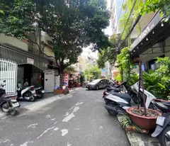 🍀 Nhà hẻm 8 mét Sư Vạn Hạnh, 4x14 m, 4 tầng 7 phòng ngủ 🍀