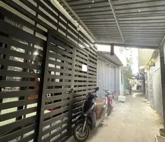 Ngay Nhà thờ Giáo xứ Tân Hưng - Hẻm 3.5m - (4 x 10.1)m - BTCT 2 Tầng