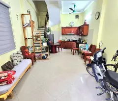 Bán nhà ngõ 191 Phạm Văn Đồng 40m2 4 tầng nhỉnh 5 tỷ