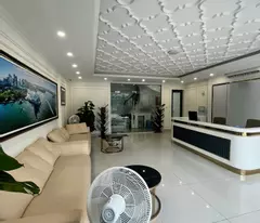 Cho thuê siêu phẩm phố Xuân La, 78m2x 7 tầng, thông sàn, thang máy, nội thất xịn