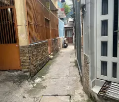 Bán nhà đẹp 4 tầng hẻm 493 CMT8 ngay trung tâm Quận 10 36M2