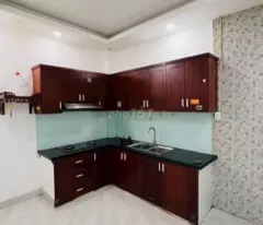 Dọn vào ở ngay nhà ngang 4, Lạc Long Quân, Tân Bình, Giá rẻ chưa tới 5 tỷ.
