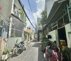 Bán gấp nhà C4, 45m2 tại Cách Mạng Tháng 8, P4 Tân Bình 5.x Tỷ.
