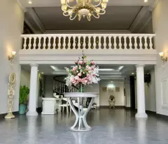 Bán Bilding văn phòng mặt tiền Trần Trọng Cung, Quận 7 - 8x20 - 7 tầng thang máy. Chỉ 23 tỷ