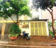 Cho thuê biệt thự Mỹ Đình, 100m2, 4 tầng, lô góc view vườn hoa, giá chỉ 28 triệu/tháng