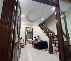 -TRỊNH ĐÌNH CỬU- HOÀNG MAI -DT :54,5m2- 5 TẦNG-MẶT -TIỀN 3,8m
- TẶNG FFUN NỘI THẤT SÀN CỬA GỖ LIM