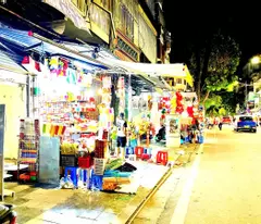BÁN NHÀ MẶT PHỐ HÀNG MÃ, HOÀN KIẾM. 14M2 PHỐ CỔ - KINH DOANH SẦM UẤT NGÀY ĐÊM - TẦM TIỀN CỰC KỲ