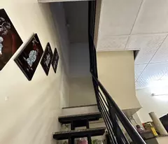 Chính chủ gửi Bán nhà mặt tiền cực rộng , cách sát mặt tiền Cách Mạng Tháng Tám 5m P15 Q10 . Hẻm