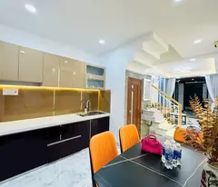 Bán Nhà  Huỳnh Văn Nghệ Quận Tân Bình Phường 15.