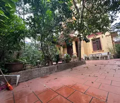 BIỆT THỰ SÂN VƯỜN - NHÀ PHỐ TỨ LIÊN - Ô TÔ VÀI CHIẾC- 5 PHÚT HỒ TÂY - MẶT TIỀN CỰC VIP