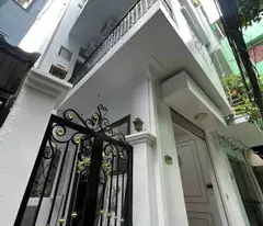Bán nhà Đội Cấn 45m2  mặt tiền 5m nhỉnh 8 tỷ Ba Đình