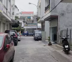 Chính chủ cần  bán căn nhà 2 mặt tiền