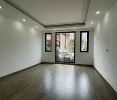 PHÂN LÔ – PHÙNG CHÍ KIÊN 50m2 – 8 TẦNG THANG MÁY-MT 4.4m – Ô TÔ –NGÕ THÔNG- KINH DOANH-GIÁ CHÀO