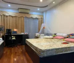 HÀNG HÓT CẦU GIẤY - PHÂN LÔ Ô TÔ TRÁNH - MẶT NGÕ THÔNG - 10M RA PHỐ - KINH DOANH ĐỈNH - VĂN PHÒNG