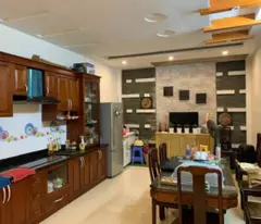 HÀNG HÓT CẦU GIẤY - PHÂN LÔ Ô TÔ TRÁNH - MẶT NGÕ THÔNG - 10M RA PHỐ - KINH DOANH ĐỈNH - VĂN PHÒNG