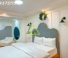 CHO THUÊ VILLA SÂN VƯỜN FULL NỘI THẤT ĐƯỜNG VẠN HẠNH - P8 - ĐL