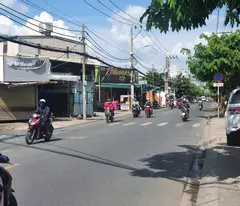 Cho thuê nhà MTKD Thoại Ngọc Hầu ngang 18m, DT 330m2.  Vị trí đắc địa ngay Bốn Xã.