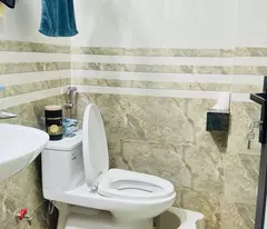 Chủ nhà cần bán để mua nhà to hơn, Ô tô đỗ cổng, ngõ thông các ngả, 30 m2 giá 5,35 tỷ