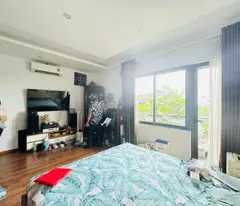 NGAY SAU QUẬN UỶ CẦU GIẤY, NHÀ MỚI 5 TẦNG, 54M2, THANG MÁY, NỞ HẬU. 8,8 TỶ