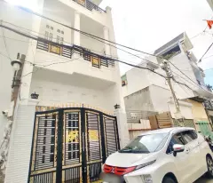 Đất mới, Nhà 3 Tầng, DT 4x15M, 3 Phòng ngủ, Hẻm OTO, Mới đẹp ở ngay, chỉ 5Txxx