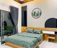 NHÀ MỚI HOÀN CÔNG THIẾT KẾ SANG TRỌNG . GIÁ CẢ HỢP LÍ