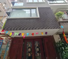 PHÂN LÔ_ ÔTÔ TRÁNH _ DT.70M_MT4.5 Xây 7T Thang Máy _ 12,5TỶ **Cách Đại Học Thương Mại 10 phút đi xe
