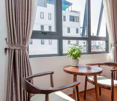 Cho thuê căn hộ dịch vụ cao cấp tại 47 Linh Lang, view thoáng, di chuyển thuận tiện HN