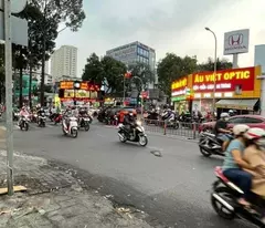 3 TẦNG MẶT TIỀN ĐƯỜNG LÝ THƯỜNG KIỆT, QUẬN 10, KHU ĐÔNG ĐỨC MAU BÁN  GÍA: 18.8 tỷ.