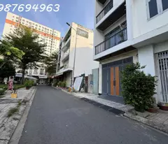 QUẬN 8, BÙI MINH TRỰC - NHÀ NHỈNH 4 TỶ - KẾ KDC BÔNG SAO - HẺM TRƯỚC NHÀ GẦN 4M - CÁCH MT CHỈ 1