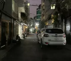 N33- Nhà Bán  Hoa Sứ   - XE TẢI VÀO NHÀ - DT : 110M2  GIÁ CỰC TỐT - 16 tỷ 9