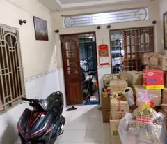 N33- Nhà Bán  Hoa Sứ   - XE TẢI VÀO NHÀ - DT : 110M2  GIÁ CỰC TỐT - 16 tỷ 9