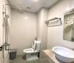 Căn Hộ 1N1K Nguyễn Văn Huyên,45M có ban công giá rẻ