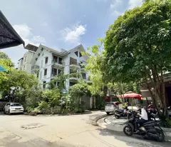 Chính chủ sang nhượng gấp nhà phố lụa Vạn Phúc, ô tô qua giá cực tốt