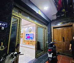 BÁN NHÀ 5 TẦNG TRUNG TÂM CẦU GIẤY, 54M2, NGÕ THÔNG, 2 THOÁNG, NỘI THẤT XỊN. 8,6 TỶ