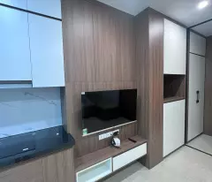 Chính chủ cho thuê căn 1N1K 50m đầu ngõ 140 Trần Duy Hưng. có ban công và máy giặt riêng