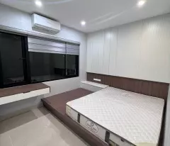Chính chủ cho thuê căn 1N1K 50m đầu ngõ 140 Trần Duy Hưng. có ban công và máy giặt riêng