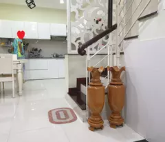 Bán nhà HXH hạ chào hơn 4 tỷ, Trần Hưng Đạo, P1, Q5, 56m2, 4 tầng. 9.x tỷ