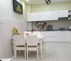 Bán nhà HXH hạ chào hơn 4 tỷ, Trần Hưng Đạo, P1, Q5, 56m2, 4 tầng. 9.x tỷ