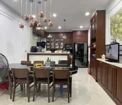 BÁN NHÀ QUẦN NGỰA BA ĐÌNH PHÂN LÔ Ô TÔ TRÁNH 6 TẦNG THANG MÁY
70M 23,6 TỶ