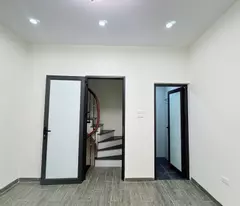 Nhà  Nguyễn Văn Đậu , P.11, 70 m2,HXH thông sát
