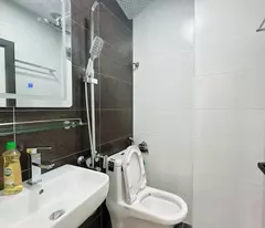 Nhà  Nguyễn Văn Đậu , P.11, 70 m2,HXH thông sát