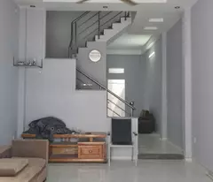 Cần bán nhà phố q7 1 trệt 1 lầu 64m sàn 5ty4 cách đường xe hơi 5phut đi bộ