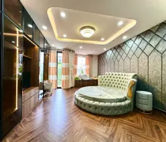 Cho thuê nhà đẹp gần 29/3 hoà xuân ,new 100% full nội thất cao cấp. Có sân vườn