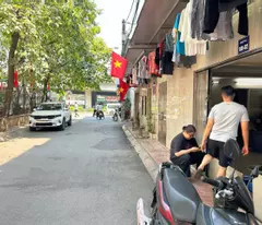 Chính chủ cần bán nhà tầng 1 ngõ 9 Khuất Duy Tiến.