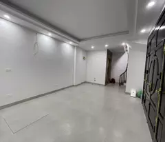 Nhà phố Đội Cấn 40m2 x 6 tầng. Thang máy.