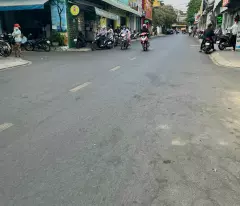 Nhà mặt tiền🚘 🔥 đường 385 tăng nhơn phú a, DT 105m cấp 4 khu tiện ích