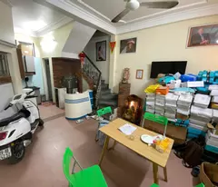 Bán nhà phố Bạch Mai, Hai Bà Trưng 30m, 4 tầng. Giá: 5.8 tỷ