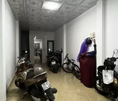 NHÀ ĐẸP PHỐ CHÙA LÁNG - Ô TÔ ĐỖ CỬA - THANG MÁY - MỚI XÂY - KD SẦM UẤT - 40M2, 5T, NHỈNH 7 TỶ